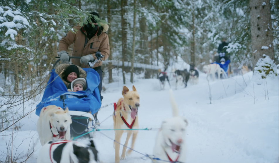 Ruby and her dad skiing